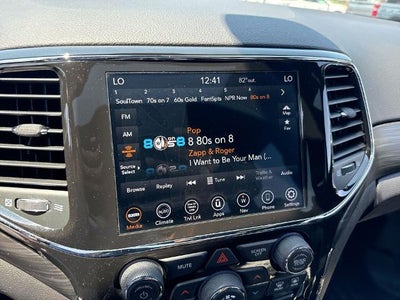 2021 Jeep Grand Cherokee Laredo X 4x4