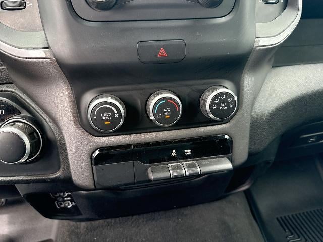 2019 RAM 1500 Big Horn/Lone Star Quad Cab 4x4 6'4" Box