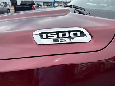 2025 RAM 1500 Big Horn Crew Cab 4x4 5'7" Box