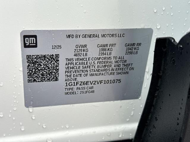 2027 Chevrolet Bolt FWD 4dr RS