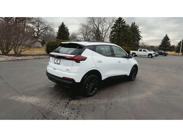 2027 Chevrolet Bolt FWD 4dr RS