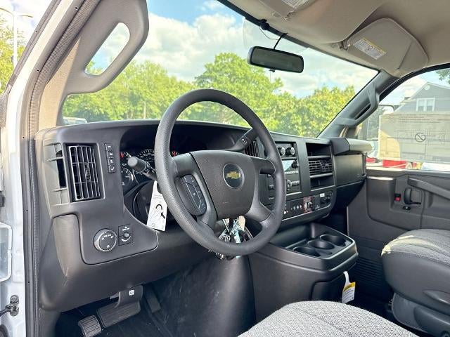 2026 Chevrolet Express Cutaway 3500 3500 Van 139"