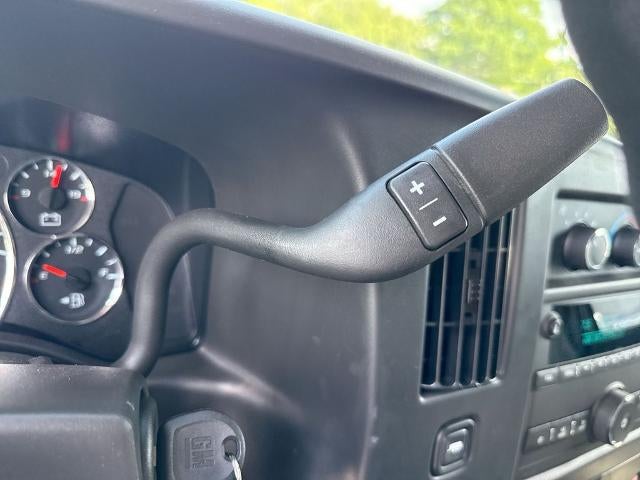 2026 Chevrolet Express Cutaway 3500 3500 Van 139"