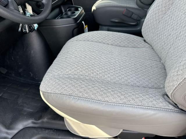 2026 Chevrolet Express Cutaway 3500 3500 Van 139"