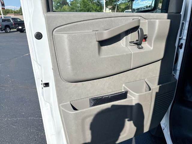 2026 Chevrolet Express Cutaway 3500 3500 Van 139"