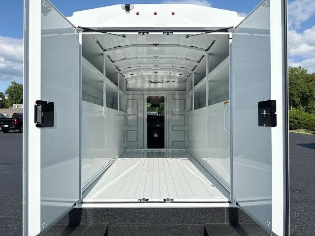 2026 Chevrolet Express Cutaway 3500 3500 Van 139"