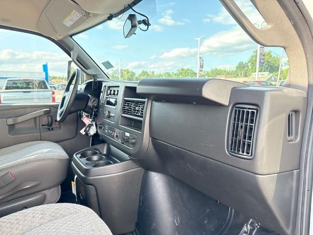2026 Chevrolet Express Cutaway 3500 3500 Van 139"