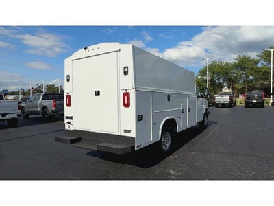 2026 Chevrolet Express Cutaway 3500 3500 Van 139"