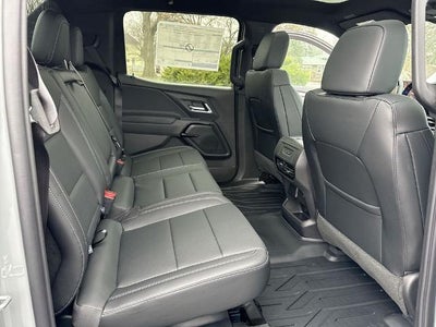 2026 Chevrolet Silverado EV e4WD Crew Cab Max Range LT