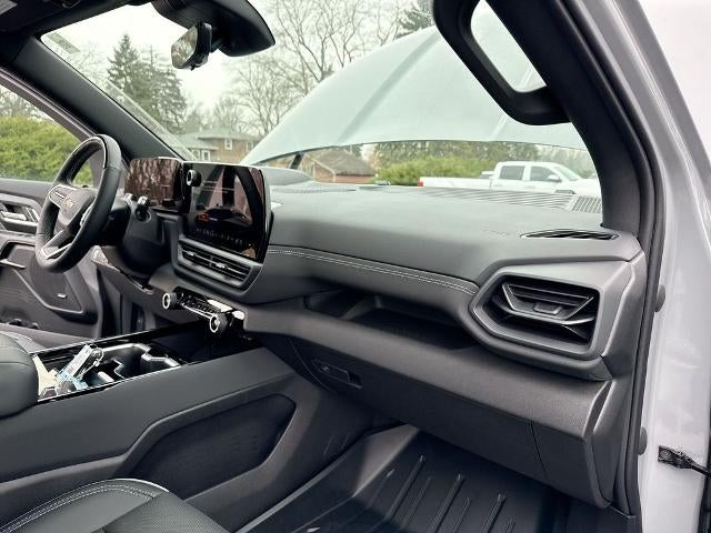 2026 Chevrolet Silverado EV e4WD Crew Cab Max Range LT