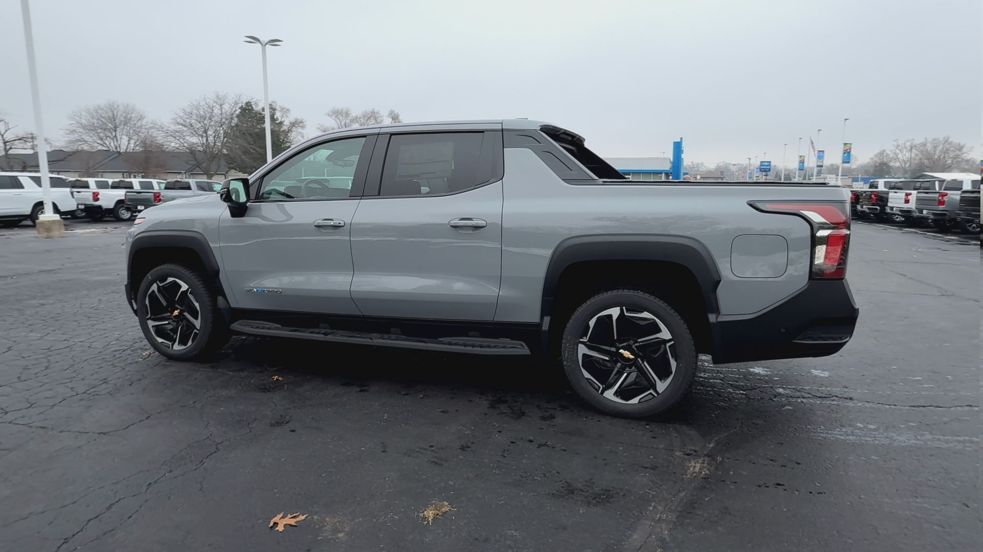 2026 Chevrolet Silverado EV e4WD Crew Cab Max Range LT