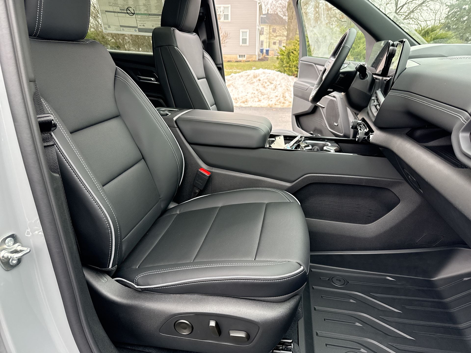 2026 Chevrolet Silverado EV e4WD Crew Cab Max Range LT