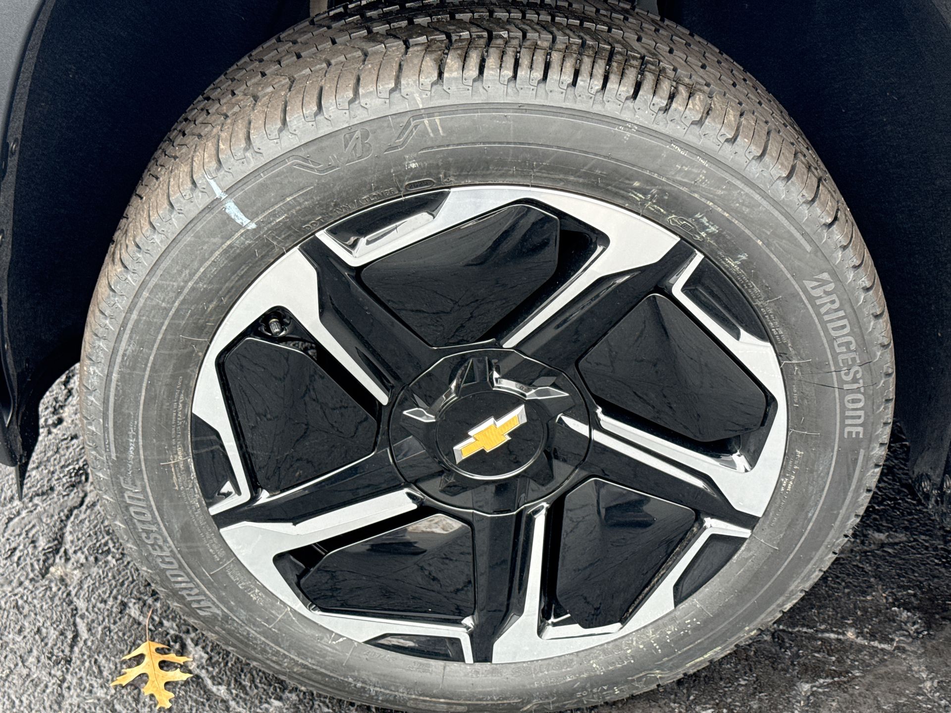 2026 Chevrolet Silverado EV e4WD Crew Cab Max Range LT