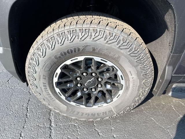 2026 Chevrolet Silverado EV e4WD Crew Cab Extended Range Trail Boss