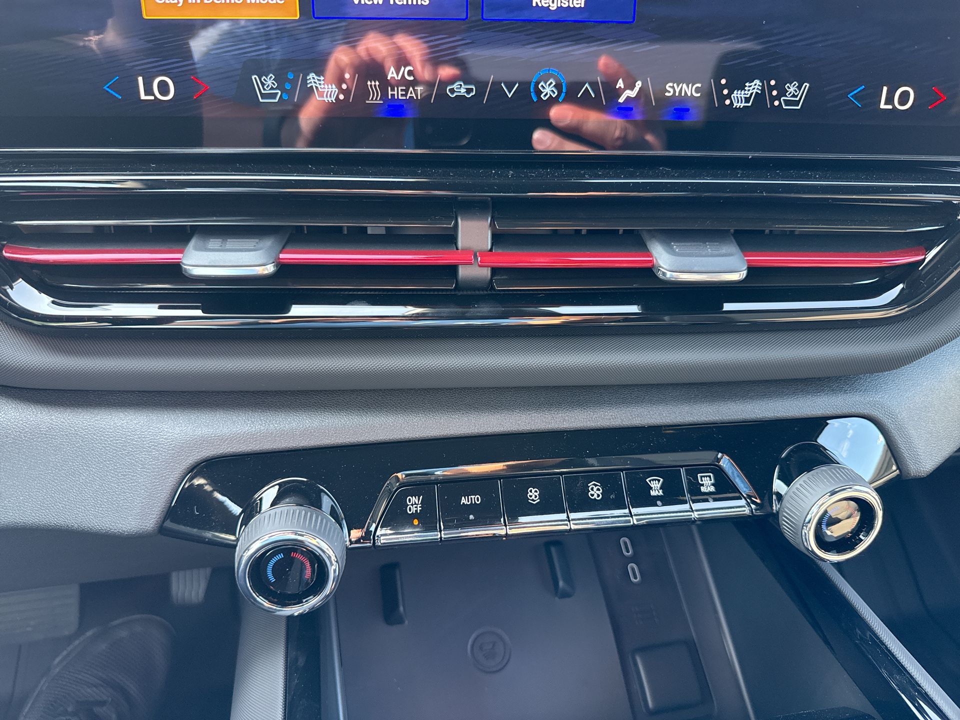 2026 Chevrolet Silverado EV e4WD Crew Cab Extended Range Trail Boss