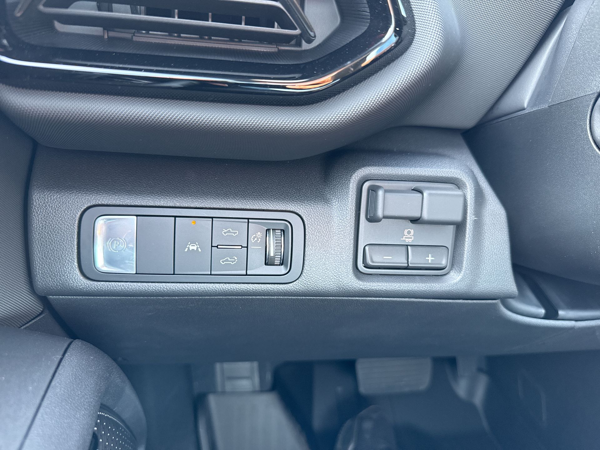 2026 Chevrolet Silverado EV e4WD Crew Cab Extended Range Trail Boss