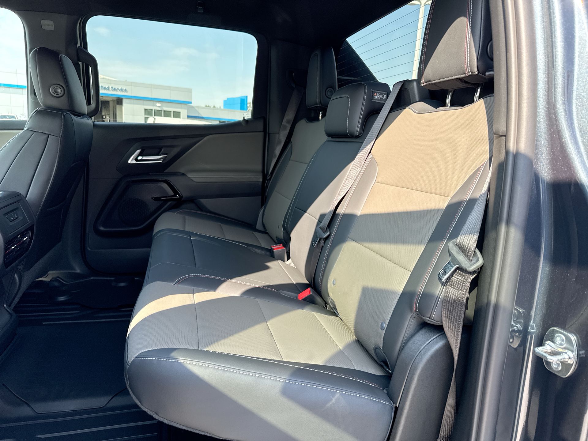 2026 Chevrolet Silverado EV e4WD Crew Cab Extended Range Trail Boss