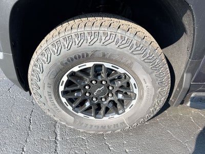 2026 Chevrolet Silverado EV e4WD Crew Cab Extended Range Trail Boss