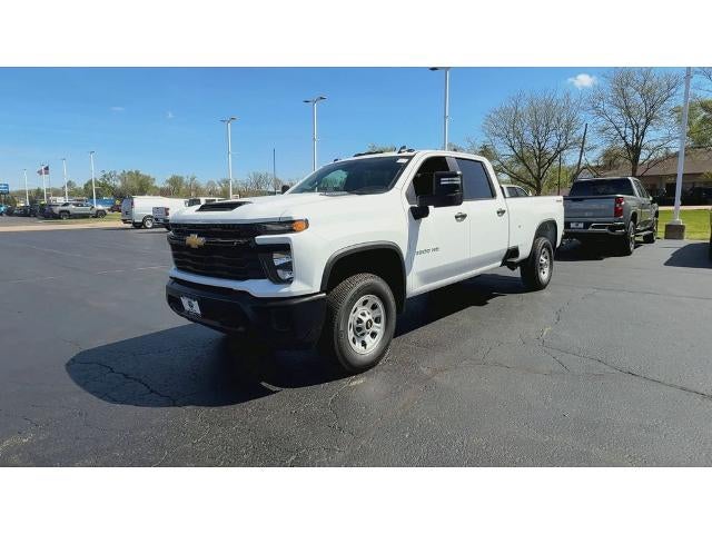 2026 Chevrolet Silverado 3500 HD Crew Cab Long Box 4-Wheel Drive Work Truck