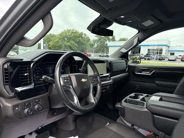 2023 Chevrolet Silverado 1500 LT - Photo 10