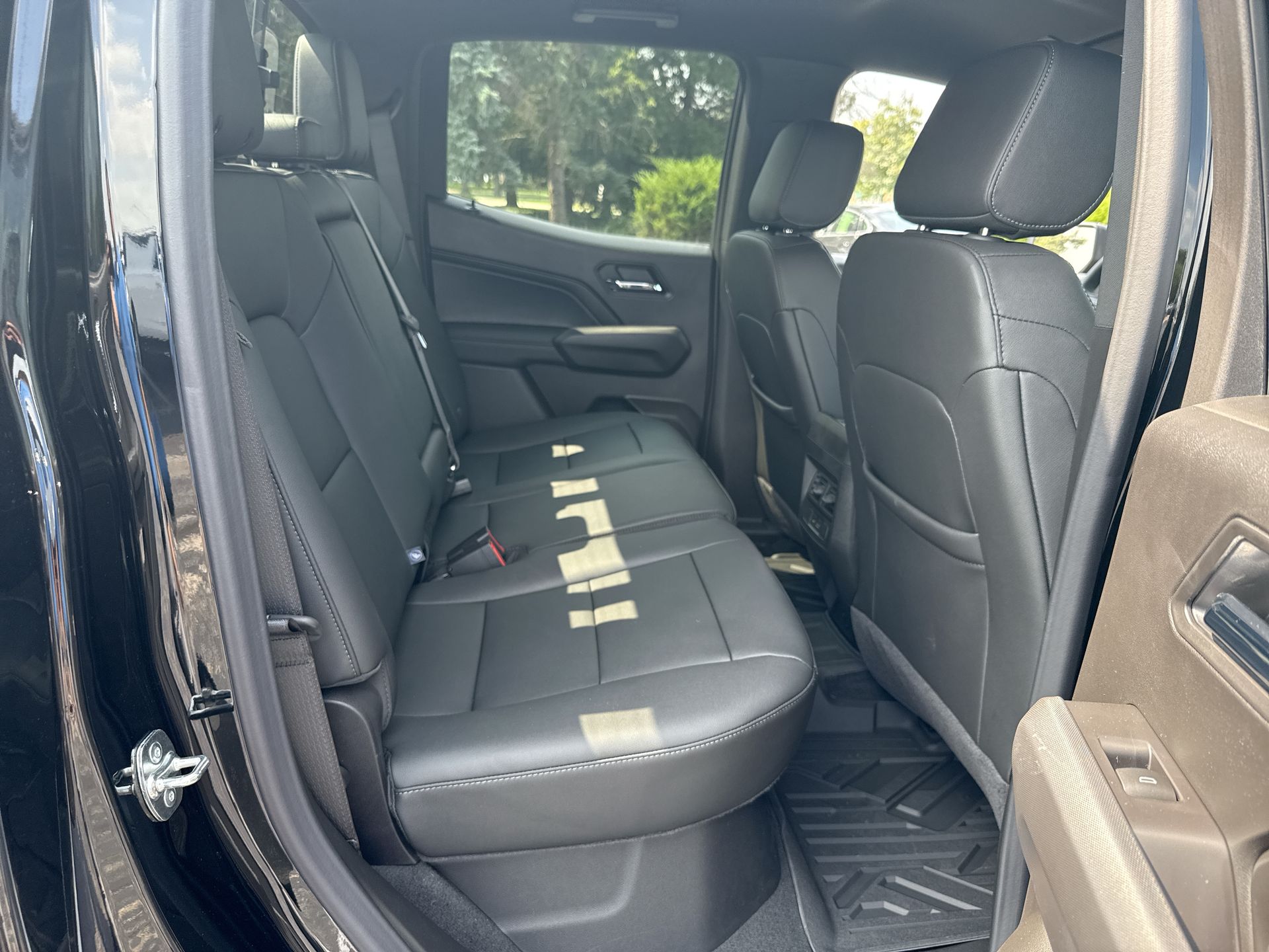 2026 Chevrolet Colorado Crew Cab Short Box 4-Wheel Drive LT