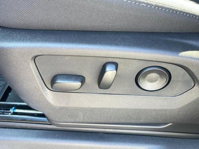 2025 Chevrolet Silverado 1500 Crew Cab Standard Box 4-Wheel Drive LT