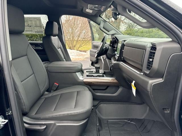 2026 Chevrolet Silverado 1500 Crew Cab Short Box 4-Wheel Drive RST