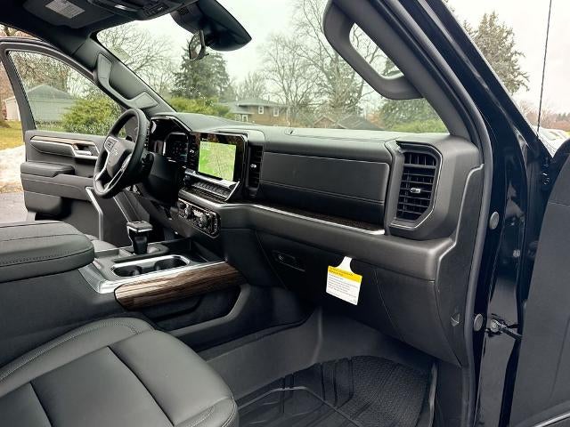 2026 Chevrolet Silverado 1500 Crew Cab Short Box 4-Wheel Drive RST