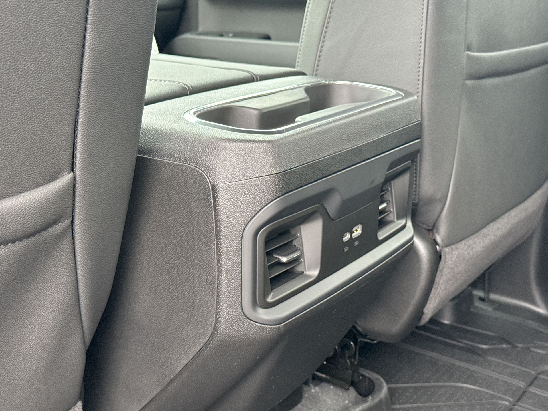 2026 Chevrolet Silverado 1500 Crew Cab Short Box 4-Wheel Drive RST