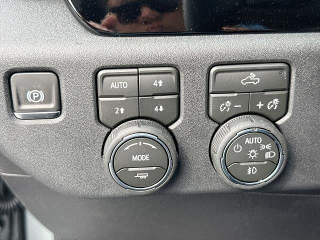 2026 Chevrolet Silverado 1500 Crew Cab Short Box 4-Wheel Drive RST