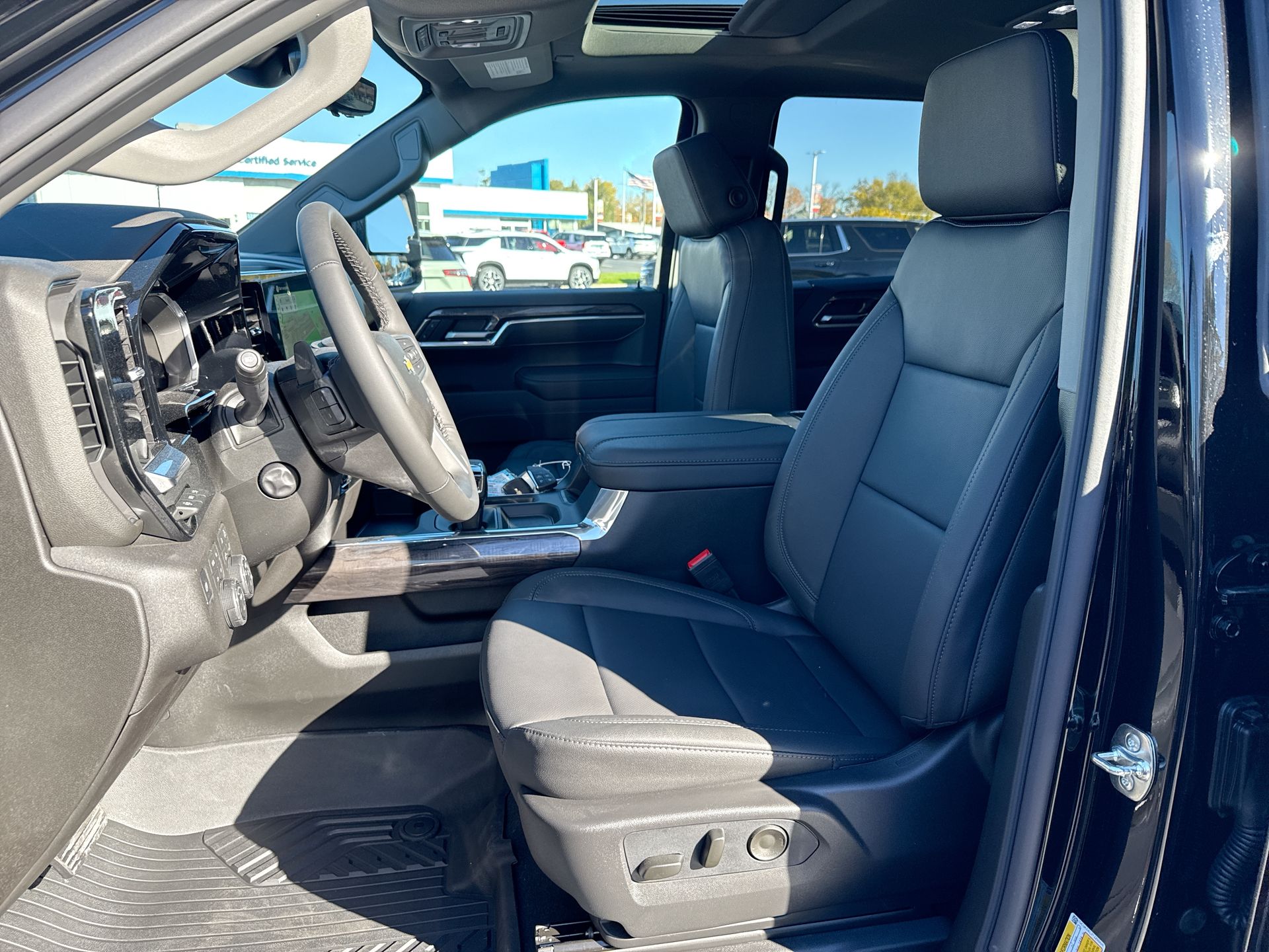 2026 Chevrolet Silverado 1500 Crew Cab Standard Box 4-Wheel Drive LTZ