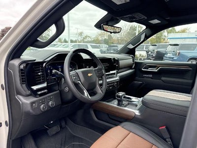 2026 Chevrolet Silverado 1500 Crew Cab Short Box 4-Wheel Drive High Country