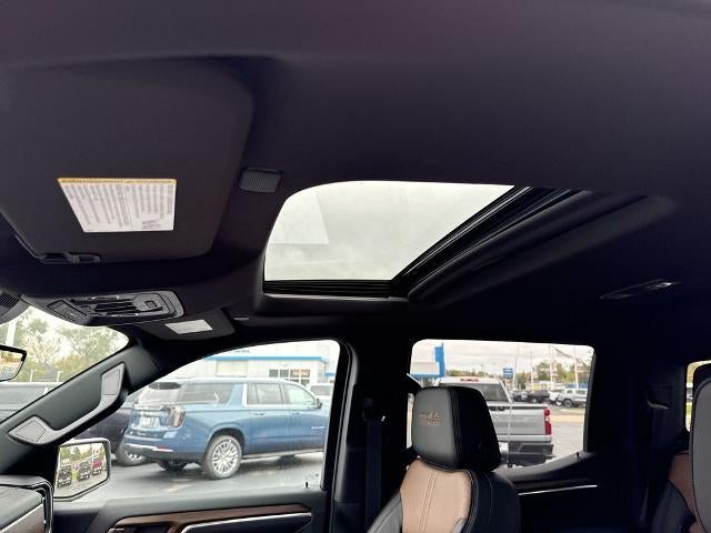 2026 Chevrolet Silverado 1500 Crew Cab Short Box 4-Wheel Drive High Country