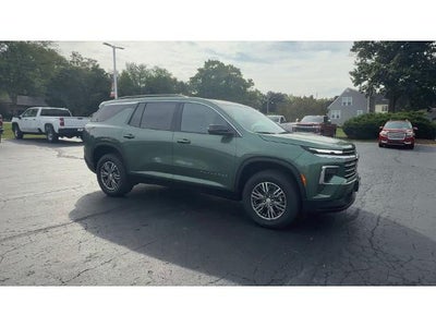 2027 Chevrolet Traverse LT w/2LT