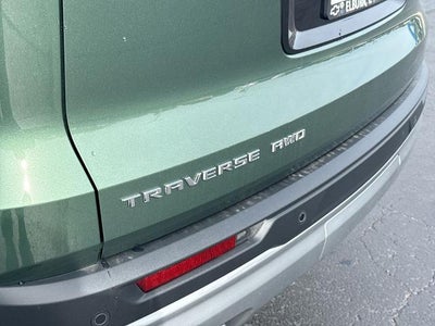 2027 Chevrolet Traverse LT w/2LT