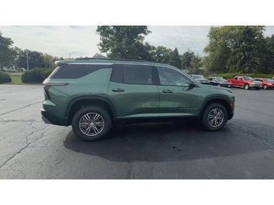 2027 Chevrolet Traverse LT w/2LT