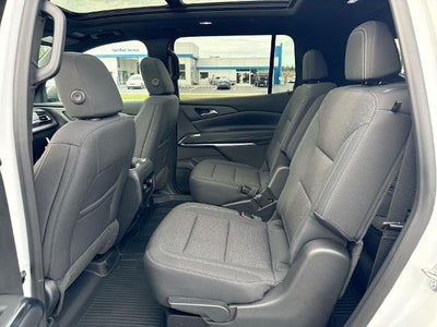 2027 Chevrolet Traverse LT w/2LT