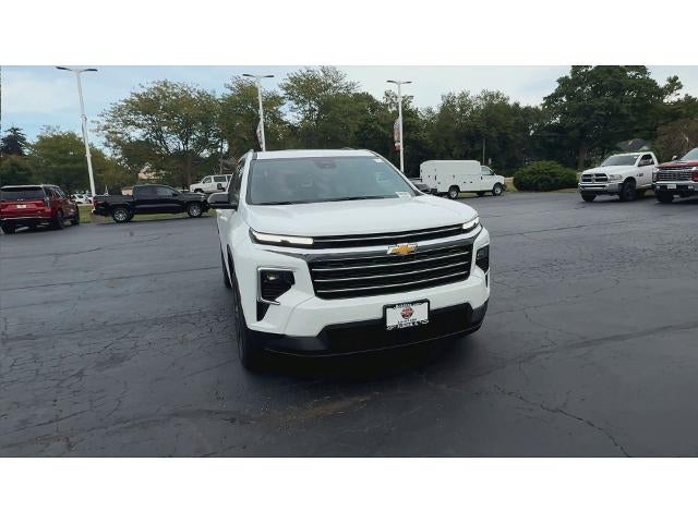 2027 Chevrolet Traverse LT w/2LT