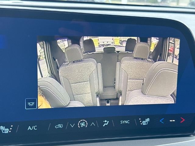 2027 Chevrolet Traverse LT w/2LT