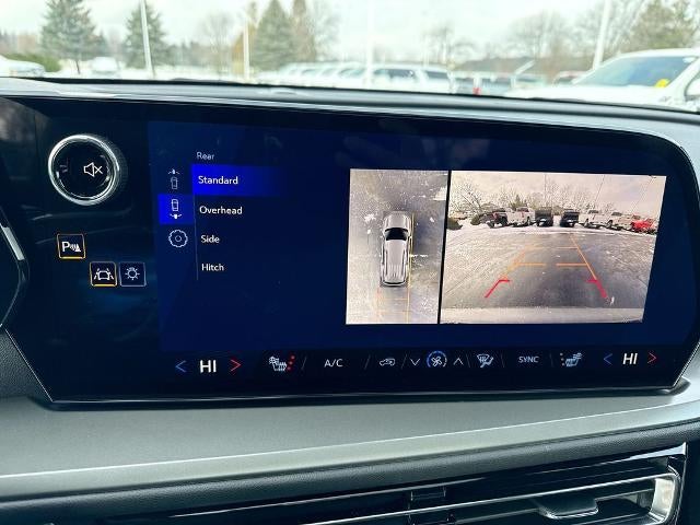 2026 Chevrolet Traverse LT w/2LT