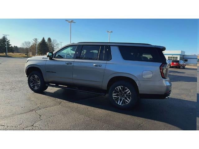 2026 Chevrolet Suburban 4WD Z71