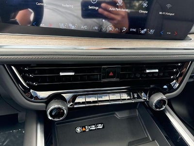 2026 Chevrolet Suburban 4WD High Country