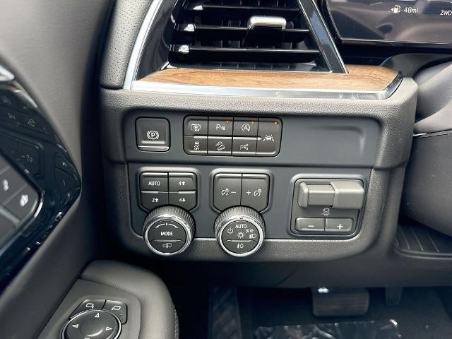 2026 Chevrolet Suburban 4WD High Country
