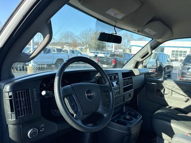2023 GMC Savana Cargo 2500 Base