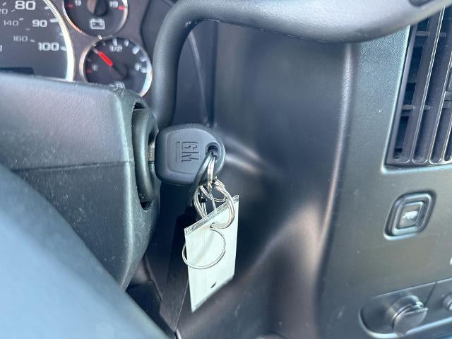 2023 GMC Savana Cargo 2500 Base