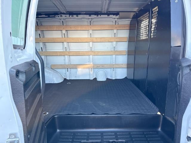 2023 GMC Savana Cargo 2500 Base