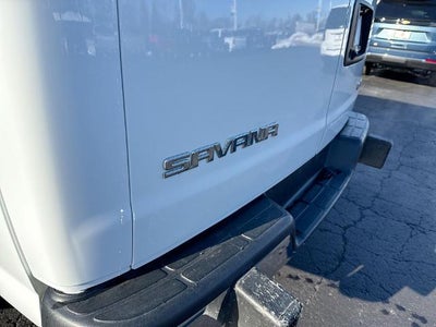 2023 GMC Savana Cargo 2500 Base