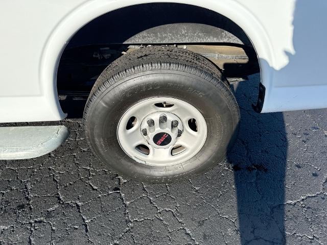 2023 GMC Savana Cargo 2500 Base