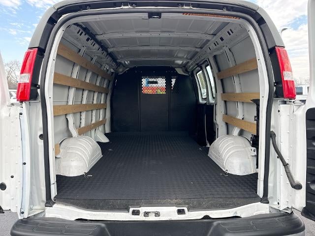 2024 GMC Savana Cargo 2500 Base