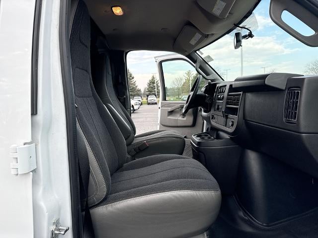 2024 GMC Savana Cargo 2500 Base
